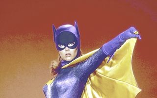 Morre Yvonne Craig, a Batgirl da série clássica