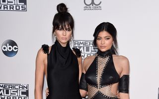 LOS ANGELES, CA - NOVEMBER 22:  TV personalities Kendall Jenner and Kylie Jenner arrive at the 2015 American Music Awards at Microsoft Theater on November 22, 2015 in Los Angeles, California.  (Photo by Axelle/Bauer-Griffin/FilmMagic)